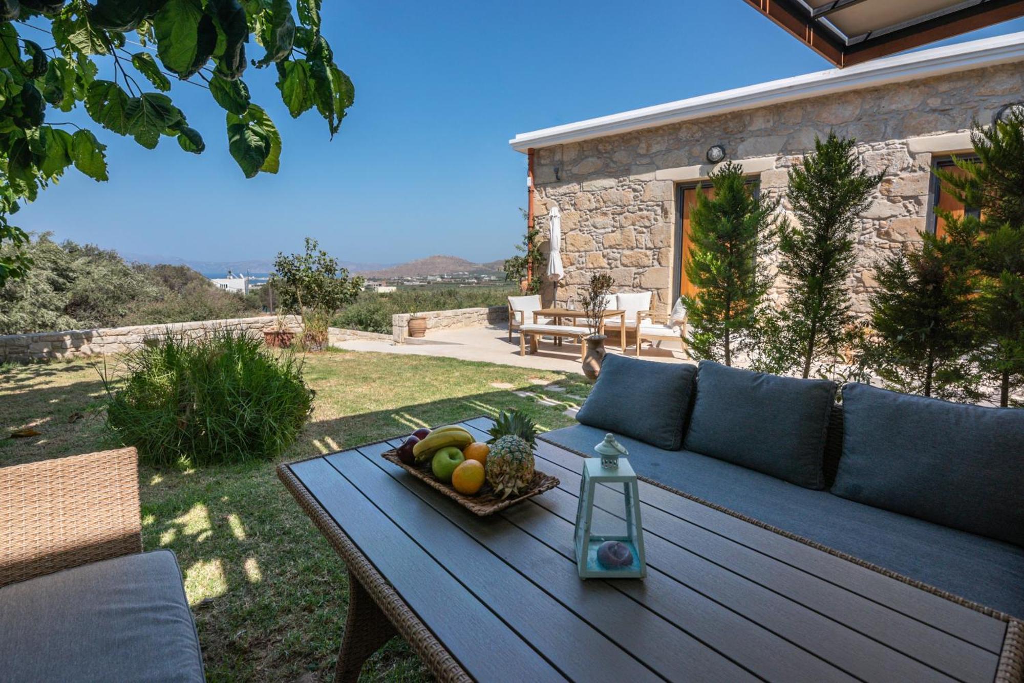 Cavos Luxury Apartments Kíssamos Extérieur photo